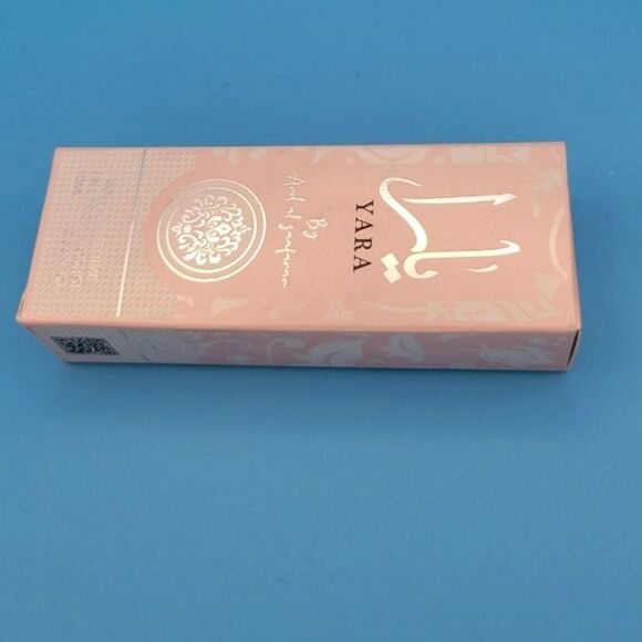 Yara Pink Roll on / Rollerball Perfume Oil - Alcohol Free - New in Box - Picture 3 of 7